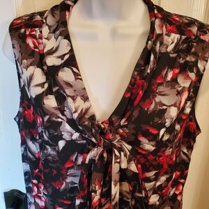 Tahari Sleeveless Floral Blouse - With Front Bow